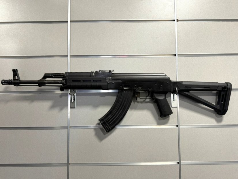 AKM Maďarsko 7,62x39 s Magpul doplňky